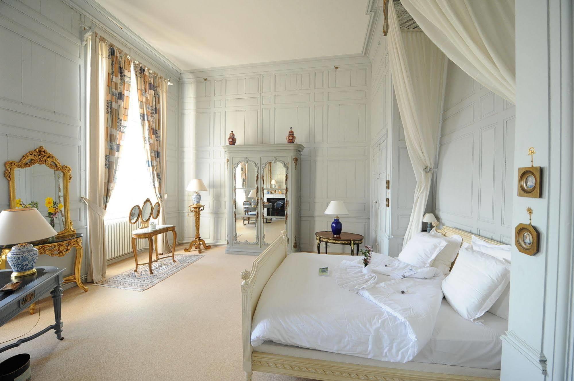 Chateau De Curzay Luaran gambar